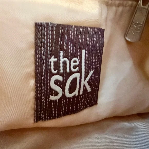 THE SAK Crochet Drawstring Crossbody Bag - Picture 4 of 11